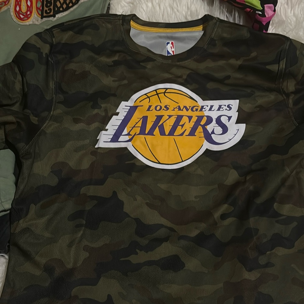 NBA medium lakers shirt jersey material